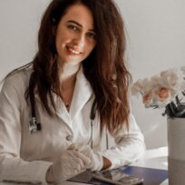 dr Anna Kasko